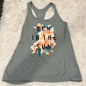 Old Navy work Out Tank - Grey  - size Medium - Run in the Sun